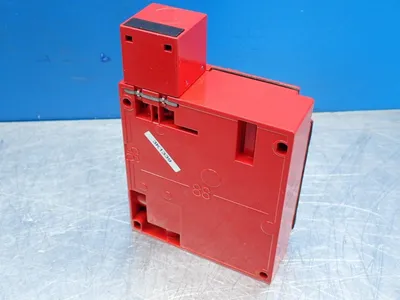 NEW EATON XCSE7333
