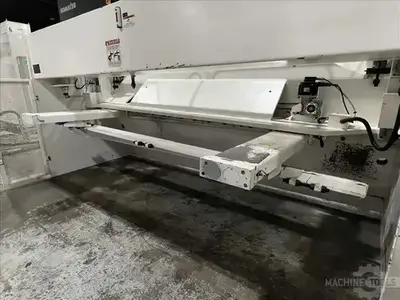 Used 2023 PIRANHA 1/4-10 Power Squaring Shears (Inch) Illinois US | Perfection Global, LLC. #1389586