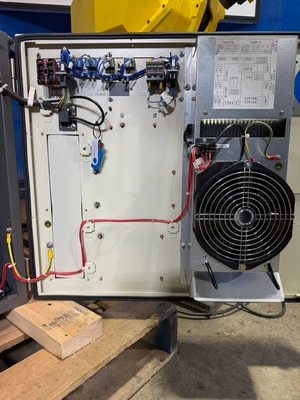 FANUC FANUC M710IC/50 6 Axis Robots | K.B. Industries LLC (2)
