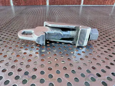 USED JAYGO M16-K - B8M QUICK RELEASE PRESSURE VESSEL  C - CLAMP