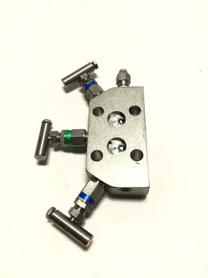 Rosemount 0305RC32B11 3 Way Manifold Valve Transmitter