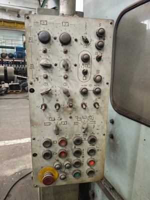 KOMSOMOLETZ Gear Hobber, in good used condition, POA