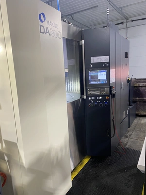 2021 MAKINO DA300 Vertical Machining Centers (5-Axis or More) | Rock Solid Tools (4)