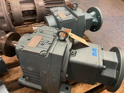 New | in-Stock SEW-EURODRIVE R87AM256 Speed Reducers | Surplus Asset Holdings #1205465