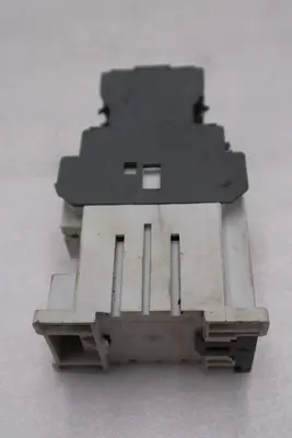 ABB CA5 Auxiliary Contact Block A600-Q300 AWG 12-16 CU Used #3592