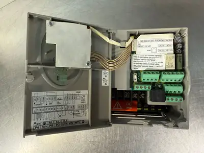 Telemecanique Altivar 31 ATV31H075N4 0,75kW/1HP (2.1.5)