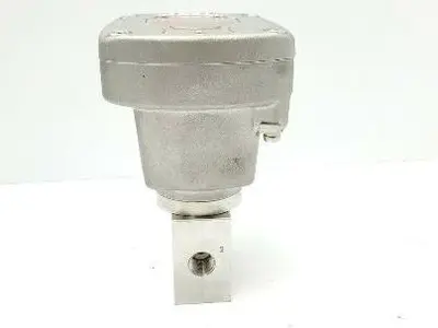 Asco WSCRET8327B302 NFM1211 Solenoid Valve 1/4" NPT 24 VDC New