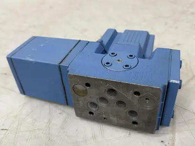 USED MOOG D661-5009