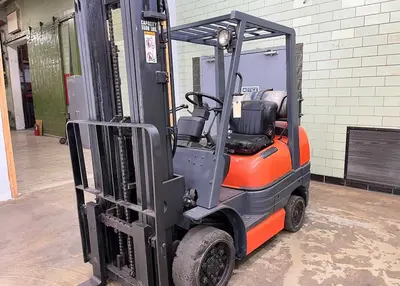 USED 1998 TOYOTA 42-6FGCU30