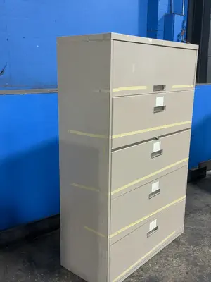 Steelcase 5 Drawers  Cabinet