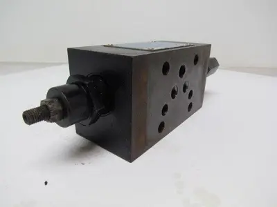 Vickers DGMX2-5-PP-BW-S-30 SystemStak Reversible Hydraulic Reducing Valve