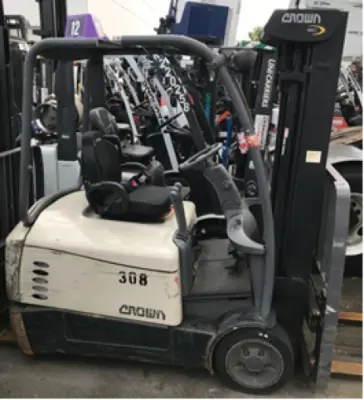 Used 2014 CROWN SC5200-40 4-Wheel Sit down Electric Counterbalance Forklifts Pennsylvania US | National Lift Equipment #1502126