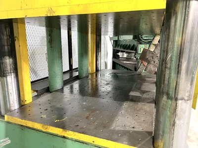 USED 1987 ST. LAWRENCE ST. LAWRENCE 2K23 PRESS