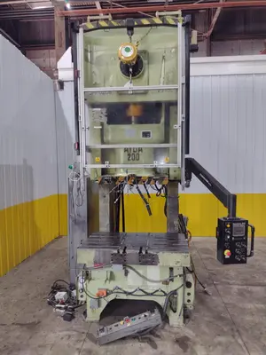 220 TON AIDA MODEL #NCI-200(2) GAP FRAME PRESS, 12.59" STROKE: STOCK #22210