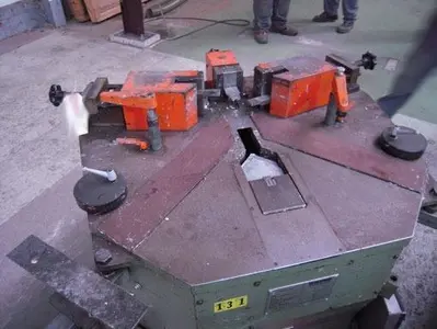 USED RAPID HP 208 CORNER CRIMPING