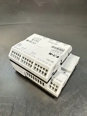 Moeller Eaton EZD-RA17 never Used Old Inventory (BIN-2.3.3)