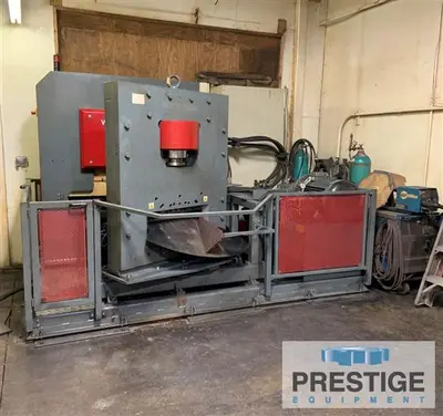 USED 2006 VOORTMAN V500