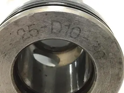 USED VICKERS 25-D10-30