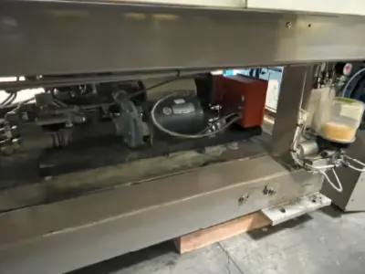 2009 TOSHIBA EC310NIIV30-8Y Injection Molding Horizontal/Vertical | Machinery Network (19)