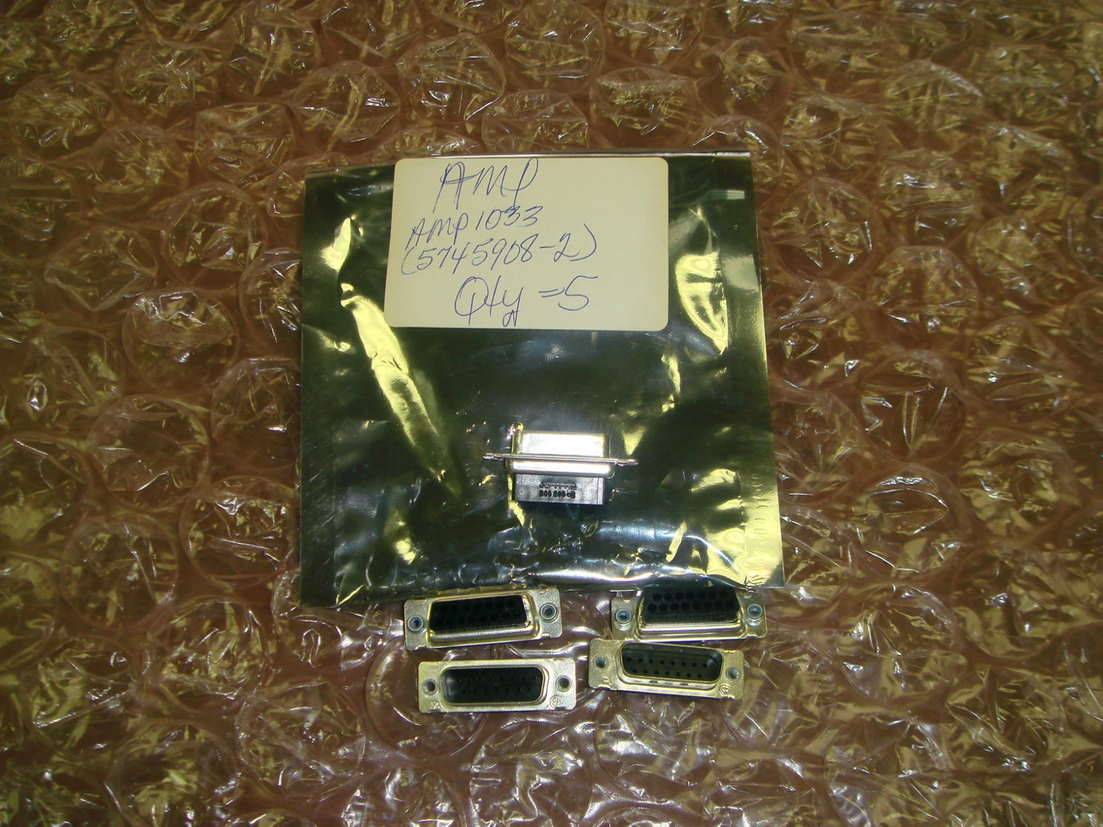 NEW AMP 1033 (5745908-2)