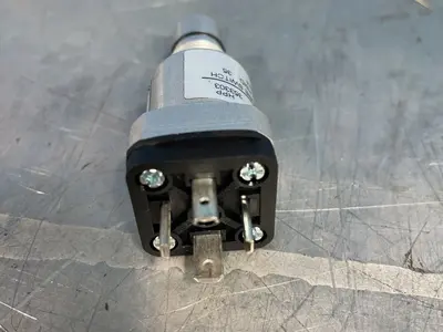 USED SCHROEDER INDUSTRIES LLC MS1240