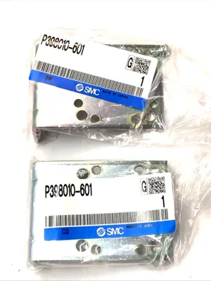 NEW SMC L-BRACKET LOT OF 2