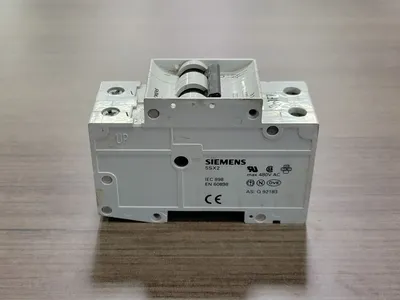 Used SIEMENS 5SX22 C50 Switchgears British Columbia CA | Lenmark #327874