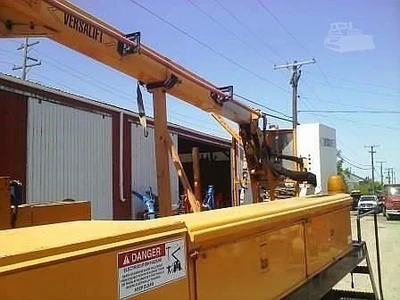 USED 1998 VERSALIFT TEL29ENH