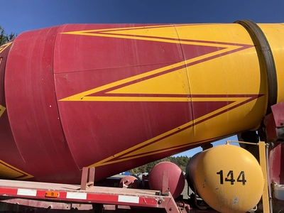 Used 2001 ADVANCE 5 AXLE Concrete Mixer Trucks Michigan US | Miedema Asset Management Group #1579194