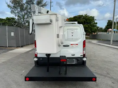 Used 2017 FORD F-350 Bucket (boom) trucks Florida US | Truck and Van Outlet #1509150