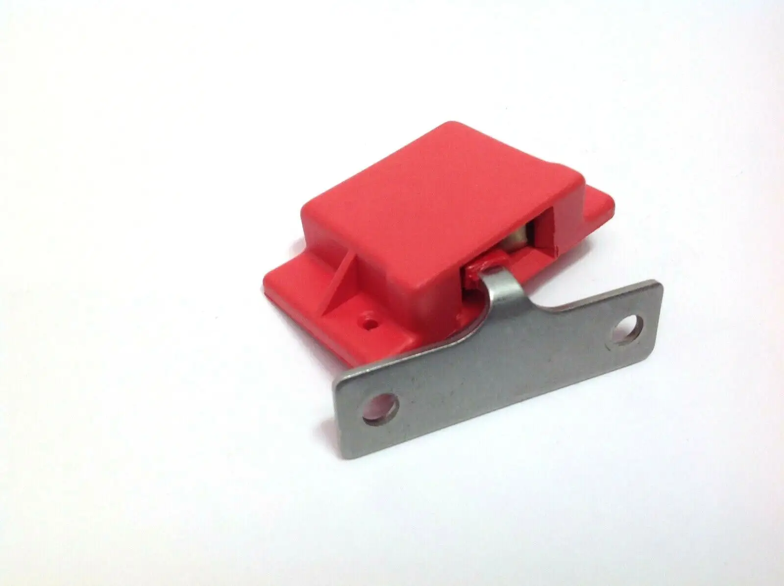 Used Allen-Bradley Door Catch and Retainer Kit Guardmaster Missing Sc Switch Parts Michigan US | Maverick Industrial Sales #1396127