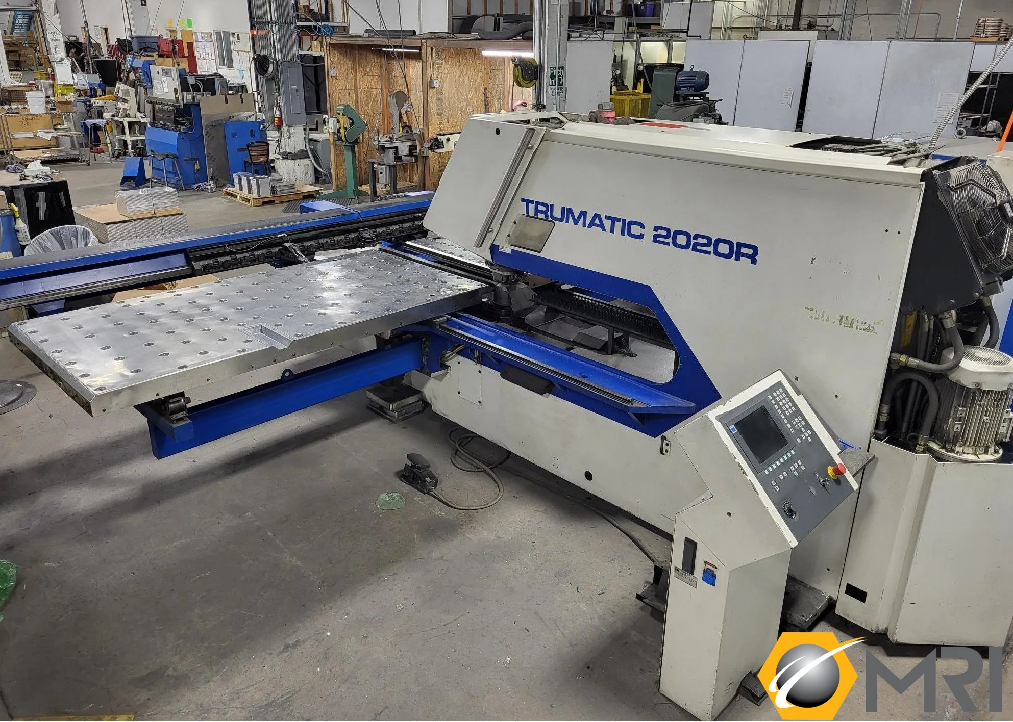 2005 TRUMPF TRUMATIC 2020R CNC PUNCH | RM 7611798