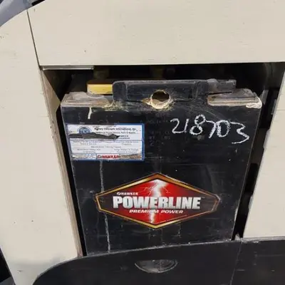 USED 2016 CROWN RR5725-45