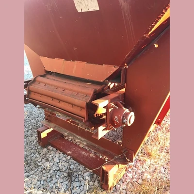 Cedarapids 42in Wide x 8ft Long Apron Feeder