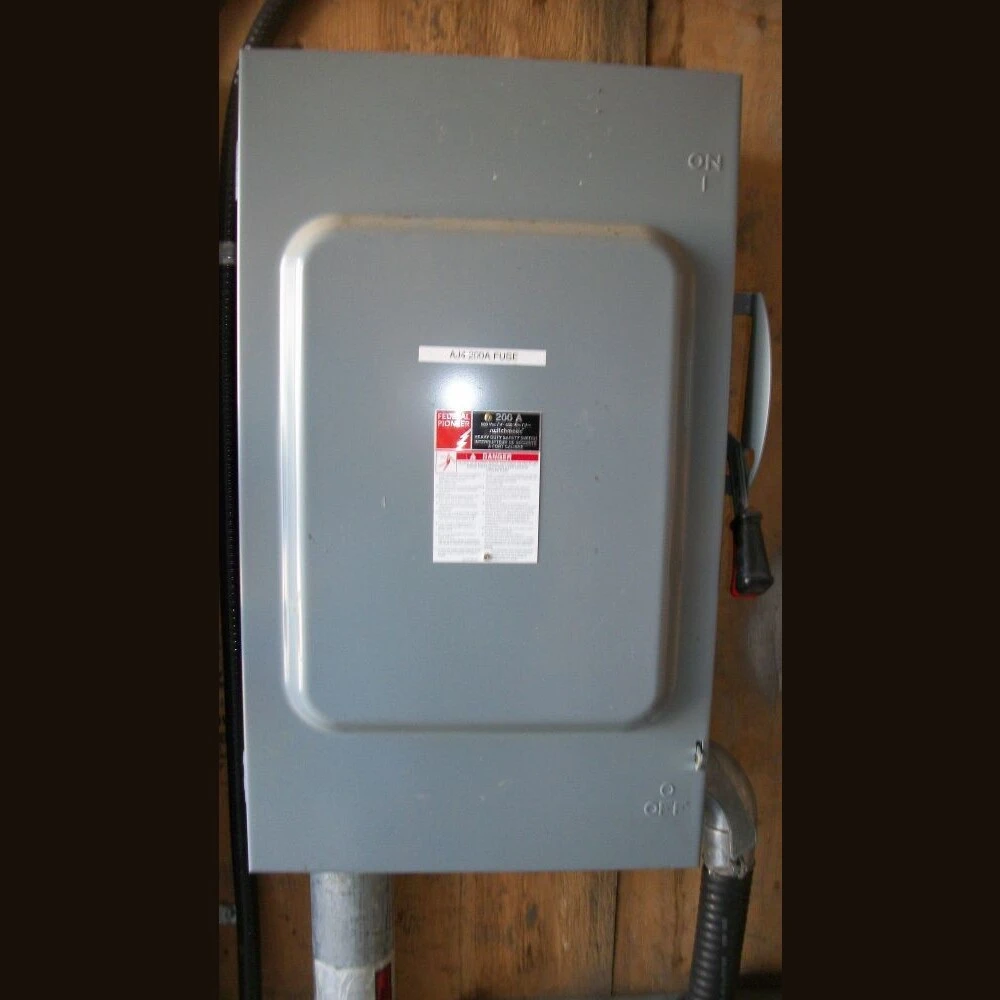 Federal Pioneer 200 amp Fusible Disconnect