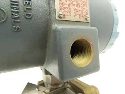 Foxboro 821GM-IK1SM2 Pressure Transmitter 12.5-65vdc 1/2" NPT 150psi