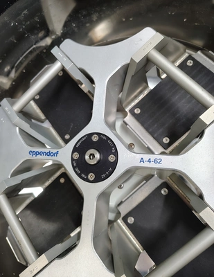 Used EPPENDORF _UNKNOWN_ Lab Centrifuges California US | Biotech Equipment Sales #1464357