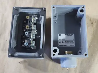 New | in-Stock ALLEN-BRADLEY 800H-2HA4RL Switchgears British Columbia CA | Lenmark #239219