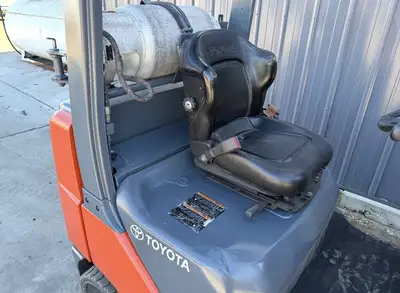 Used TOYOTA 8FGCU25 Misc Forklifts Michigan US | KD Equipment Sales #1567937