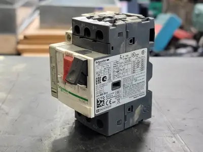 USED SCHNEIDER ELECTRIC GV2ME16