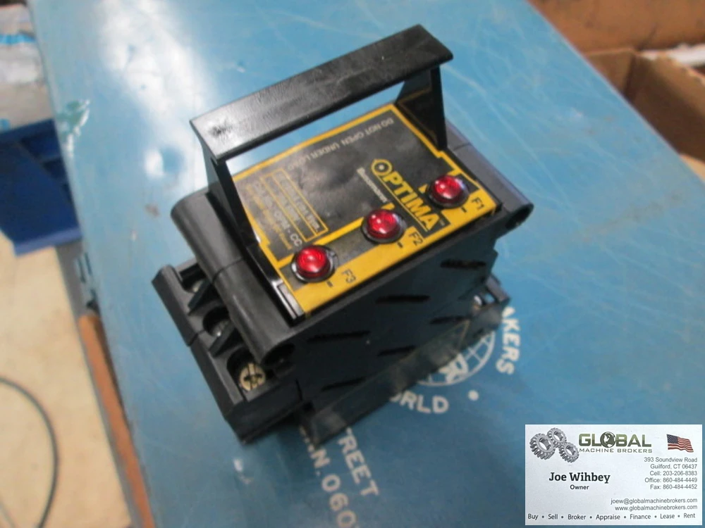Optima Bussmann Cat No. OPM-CC 30A 600V 3Pole Overcurrent Protection Module