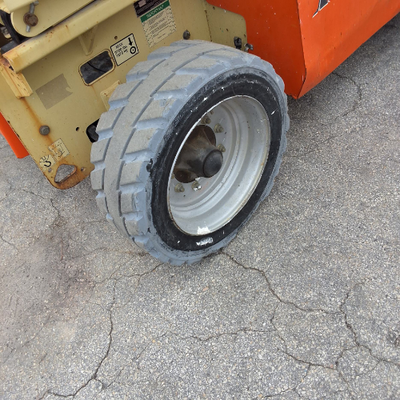 USED 2014 JLG 4069LE