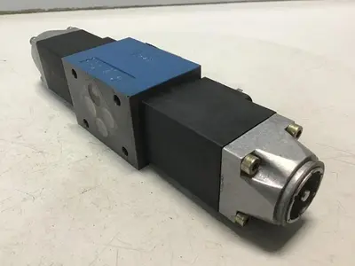 USED REXROTH 4WE6J53/AG24NZ4