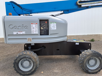 USED 2015 Genie S-45