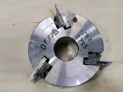 USED TITAN KNIFE H01102135