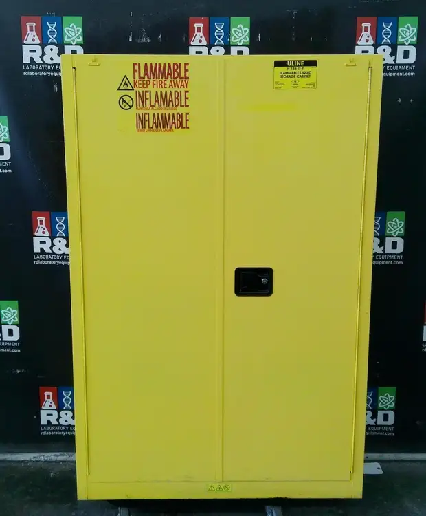Used _UNKNOWN_ _UNKNOWN_ Hazardous Storage Units California US | R&D Laboratory Equipment #796665