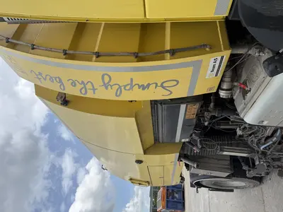 USED VOLVO CLEANING TRUCK