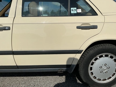 Used 1986 MERCEDES-BENZ 300E Cars Michigan US | Miedema Asset Management Group #1322375