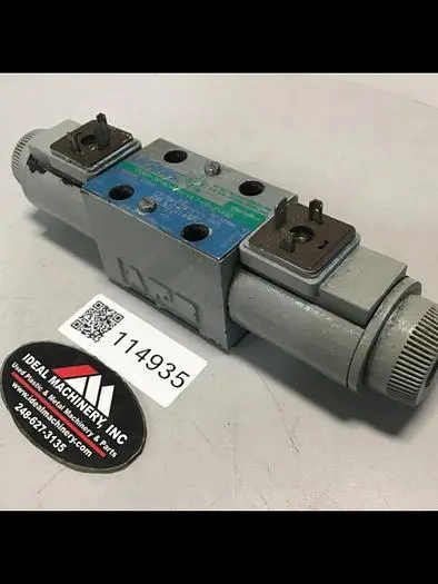 Used VICKERS DG4V3S6CMUHL760EN490 Valves/Fittings Michigan US | Ideal Machinery #599956