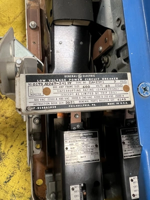 General Electric 2A-25-1 General Electric AK-2A-25-1 600A Motor